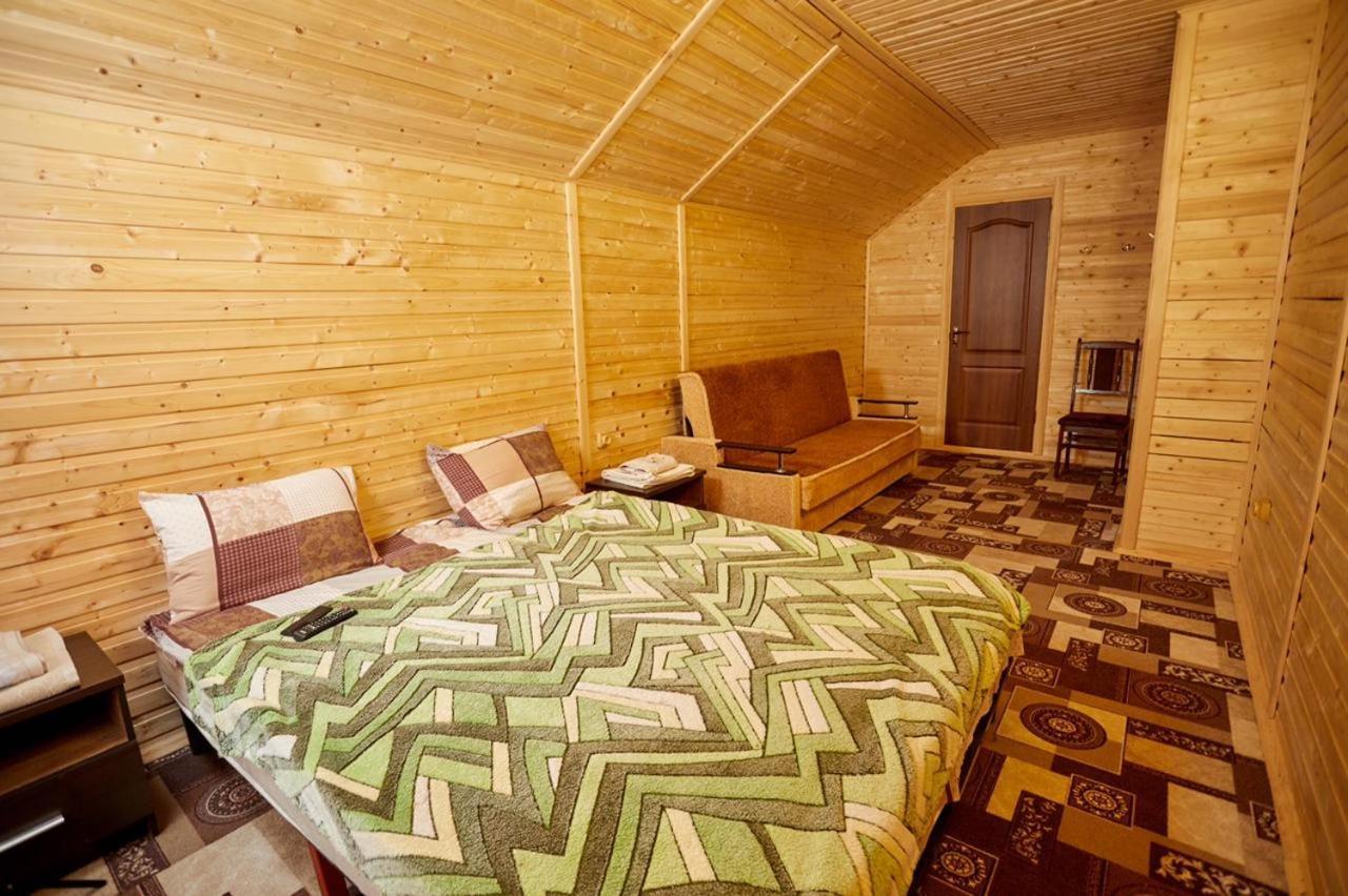 Villa Na Uzlissi Мигово Екстериор снимка