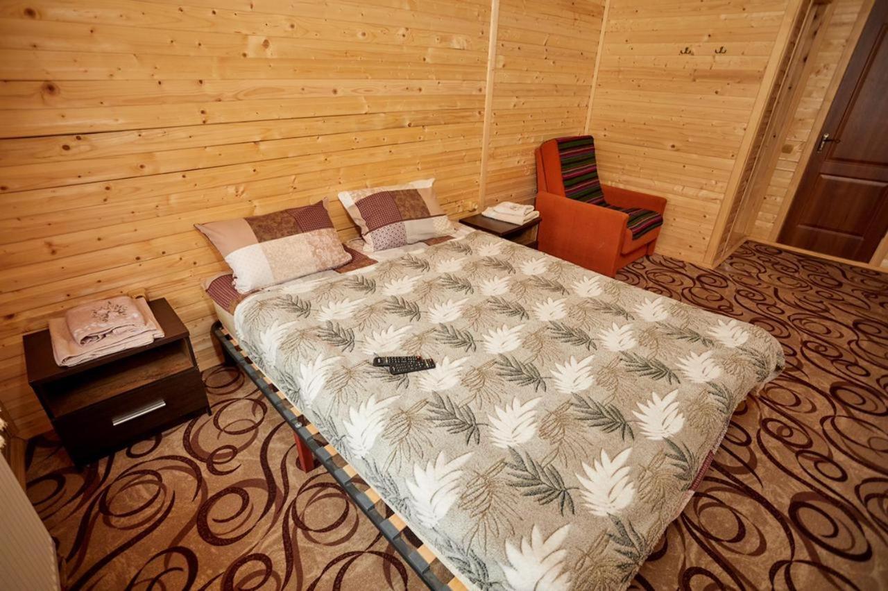 Villa Na Uzlissi Мигово Екстериор снимка