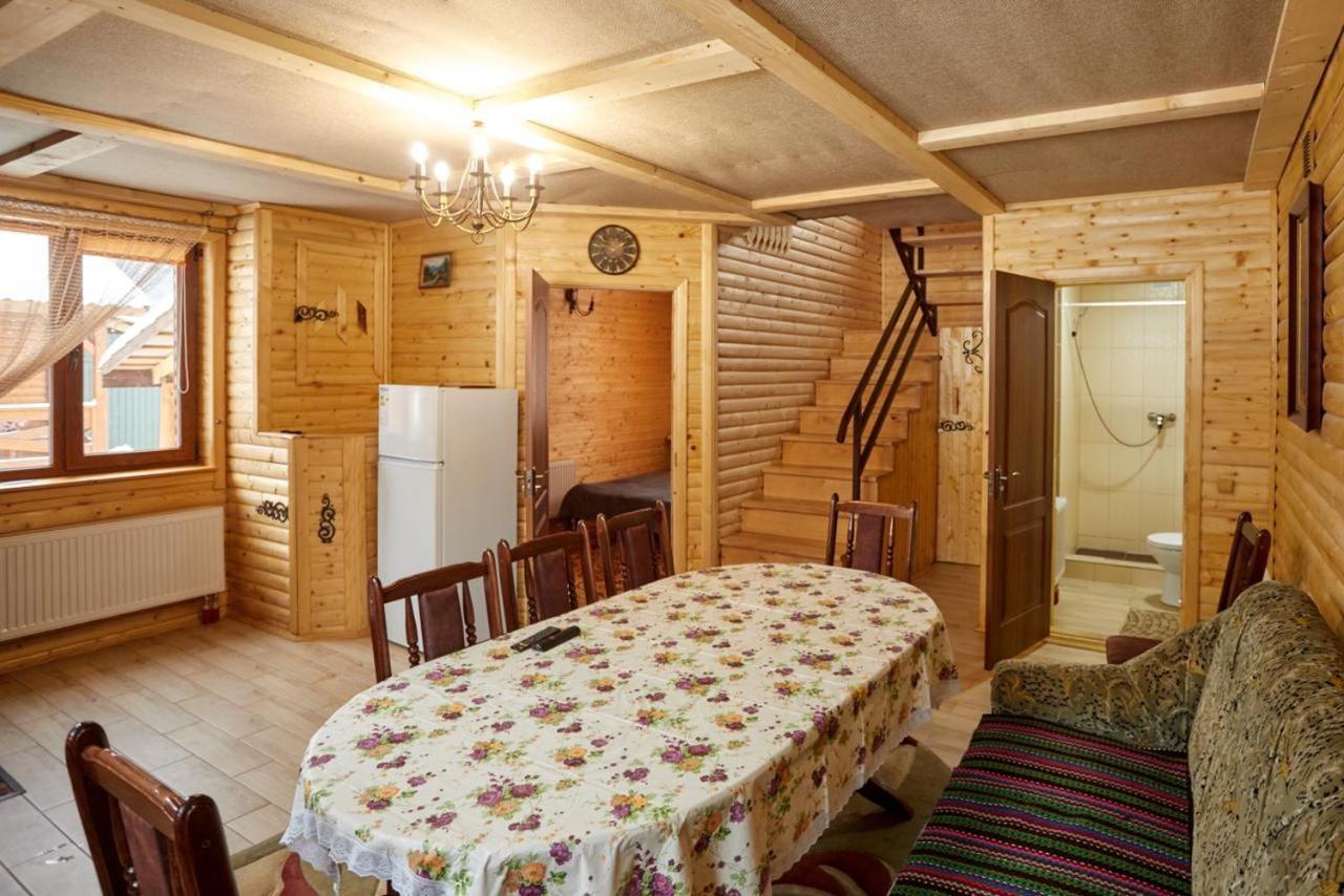 Villa Na Uzlissi Мигово Екстериор снимка