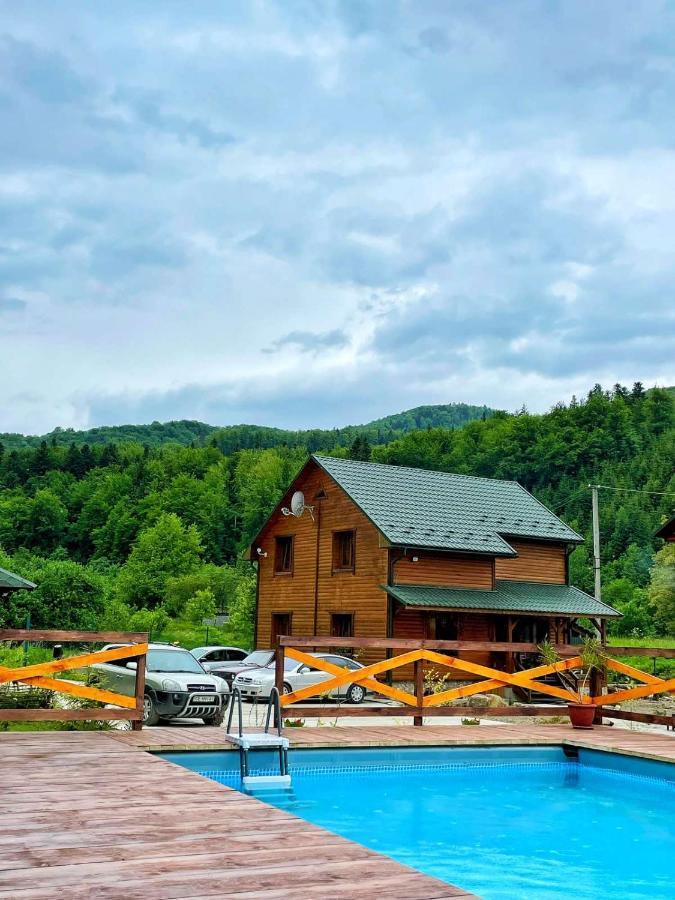 Villa Na Uzlissi Мигово Екстериор снимка
