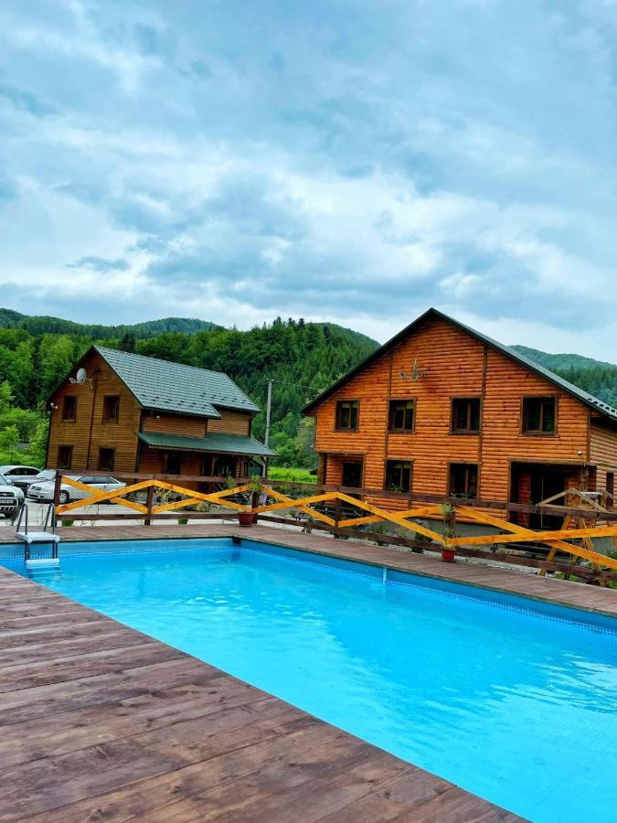Villa Na Uzlissi Мигово Екстериор снимка