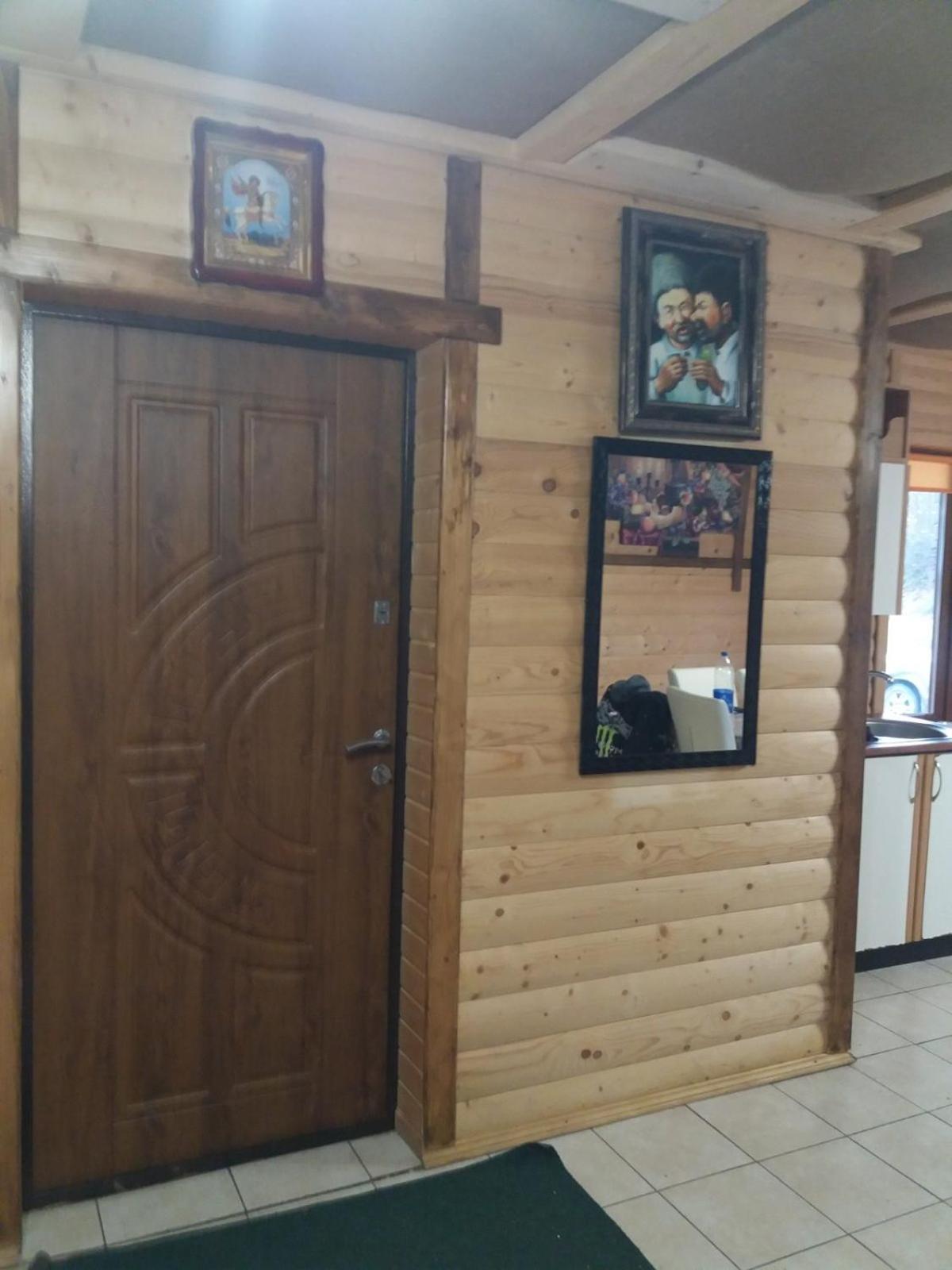 Villa Na Uzlissi Мигово Екстериор снимка
